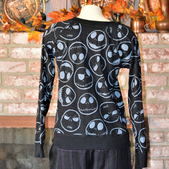 Nightmare Before Christmas Reversible Long Sleeve - Picture 4 of 4